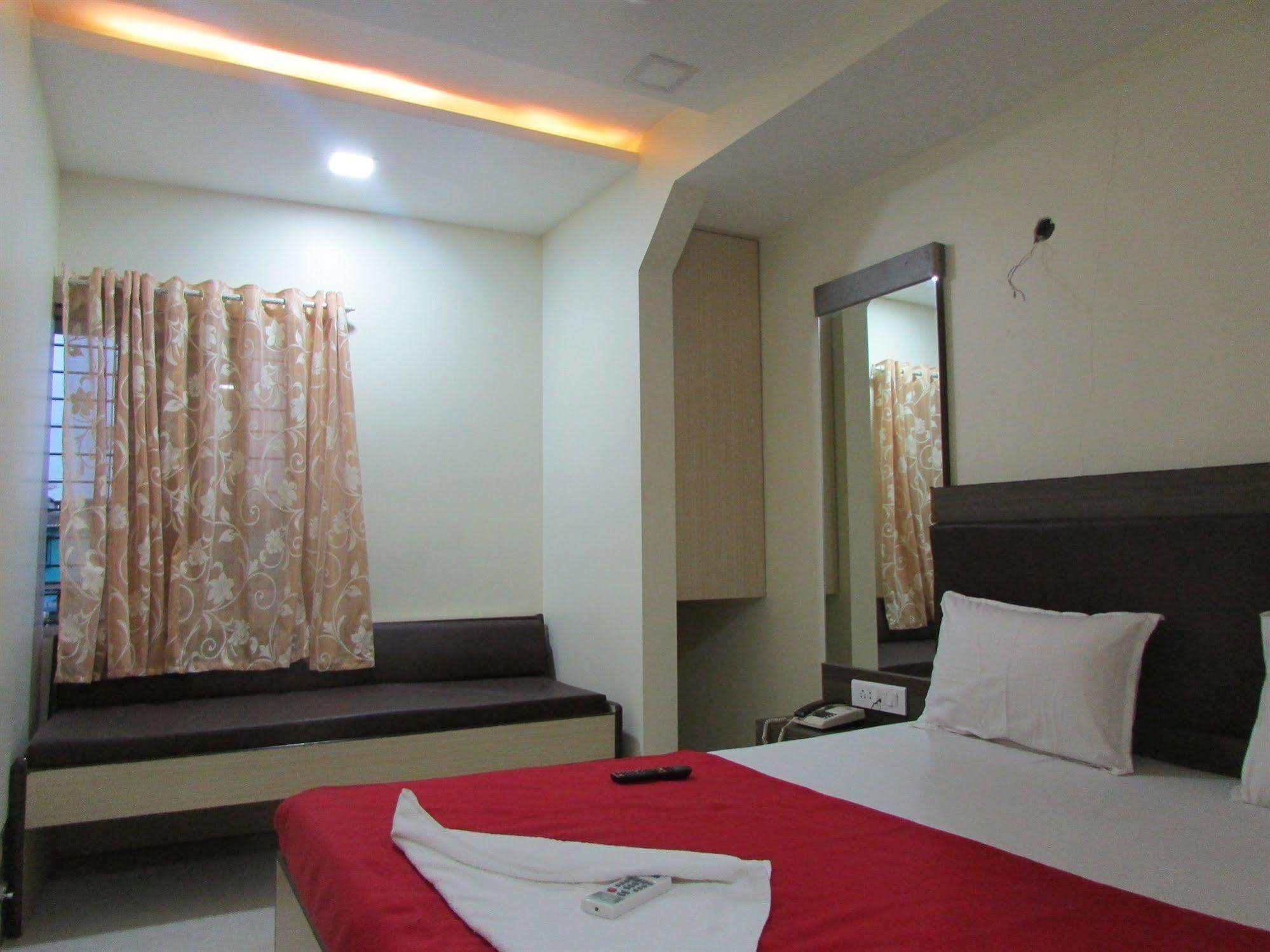 Royal Annex Hotel Mumbai Exterior photo